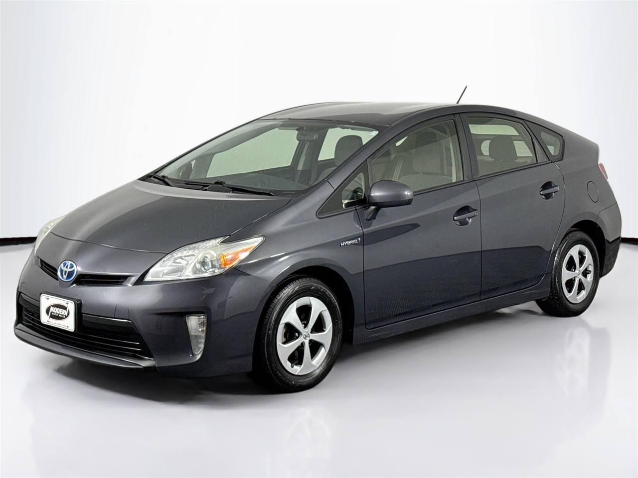 Toyota Prius 5dr HB Persona Series Special Edition (Natl) 2015