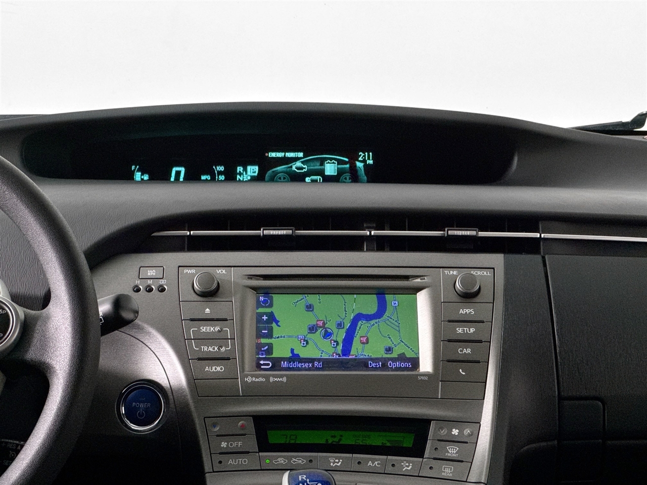 Toyota Prius 5dr HB Persona Series Special Edition (Natl) 2015