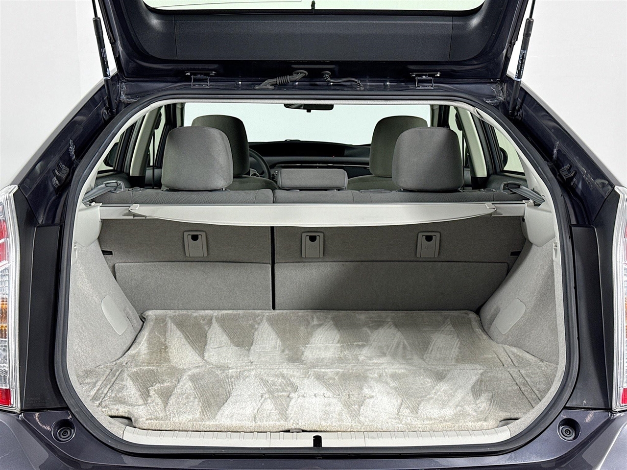 Toyota Prius 5dr HB Persona Series Special Edition (Natl) 2015