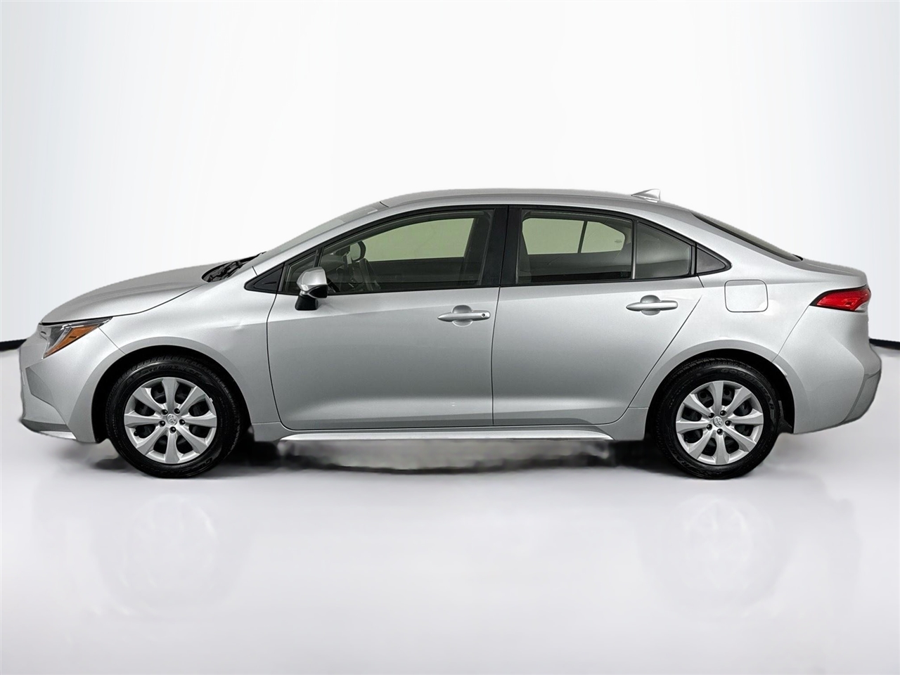 Toyota Corolla Nightshade Edition CVT (Natl) 2024