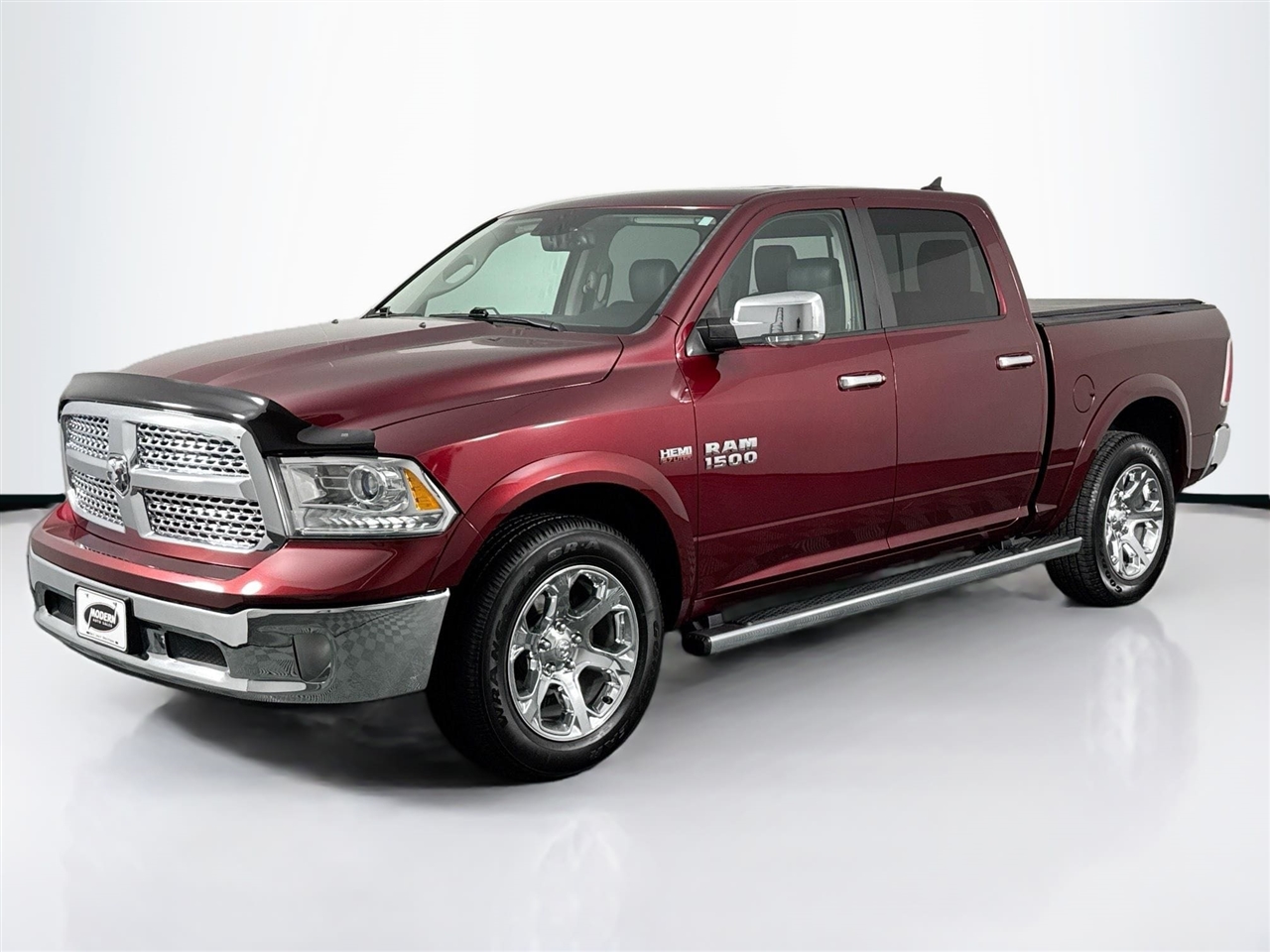 RAM 1500 Laramie 4x4 Crew Cab 5'7" Box 2017