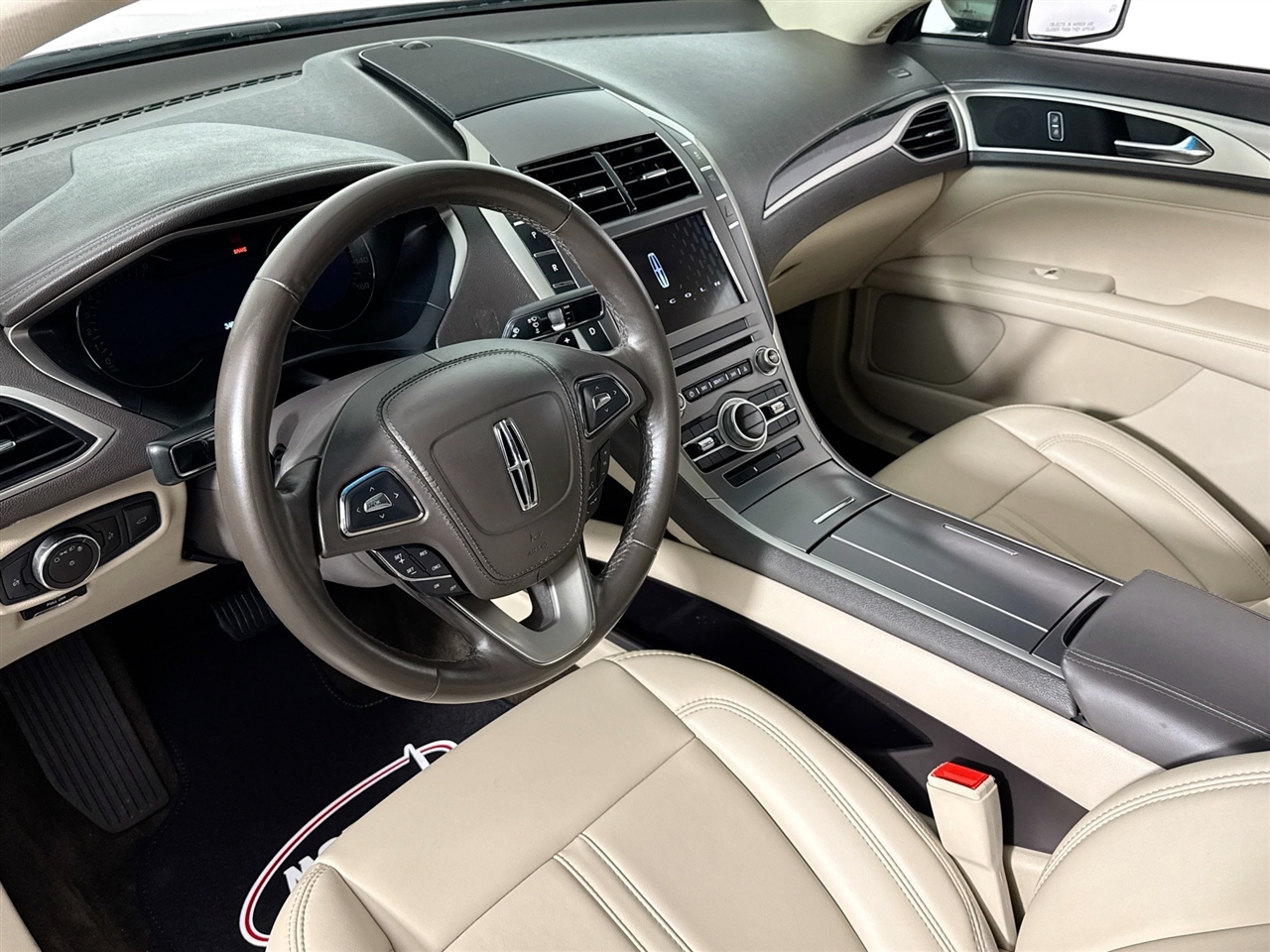 Lincoln MKZ Premiere FWD 2018