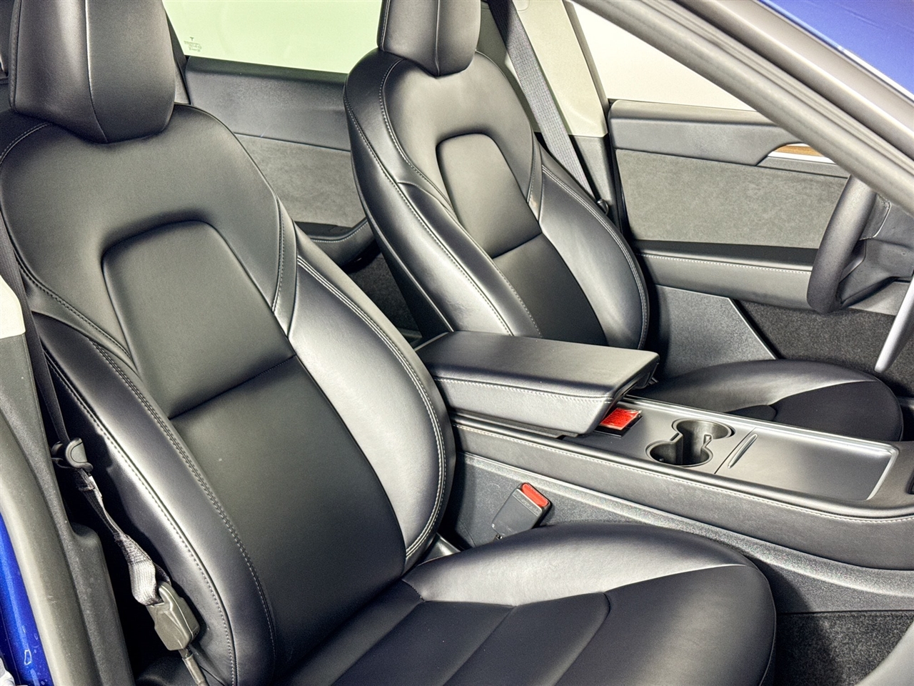 Tesla Model Y Long Range AWD 2023