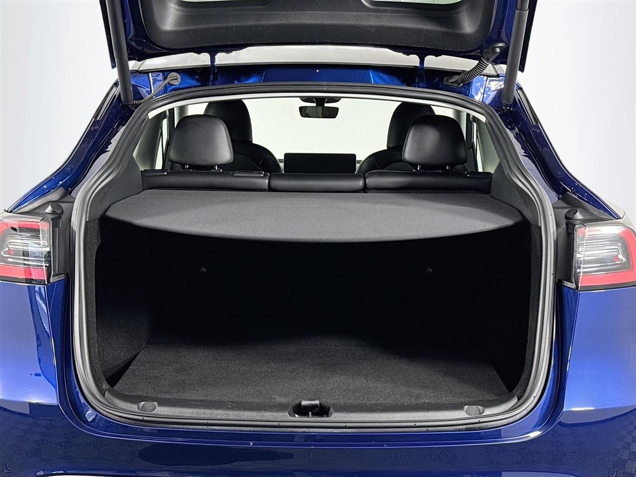 Tesla Model Y Long Range AWD 2023