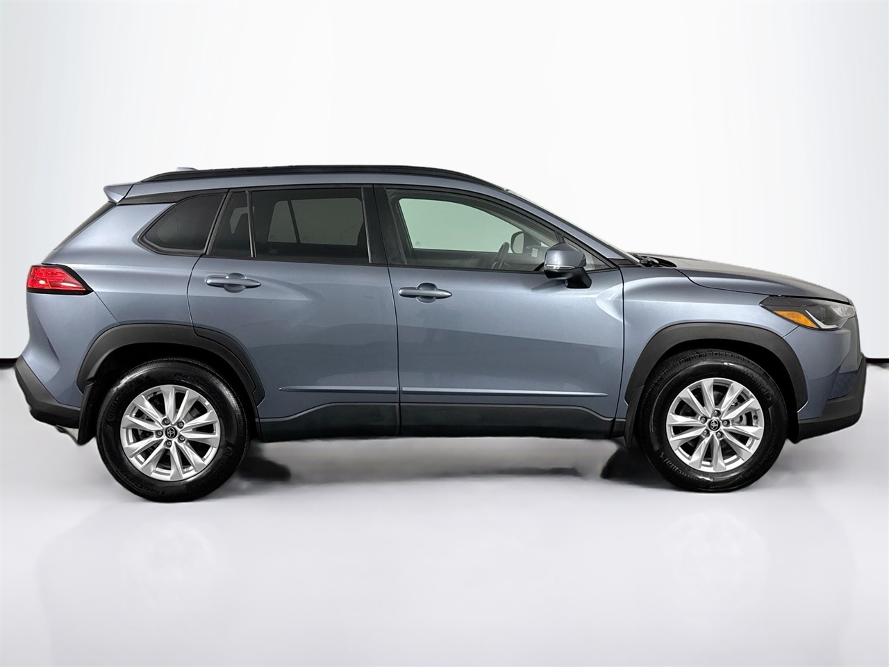 Toyota Corolla Cross LE 4WD (Natl) 2024