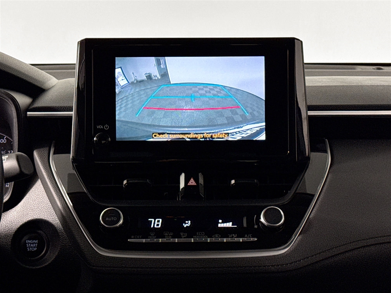 Toyota Corolla Cross LE 4WD (Natl) 2024