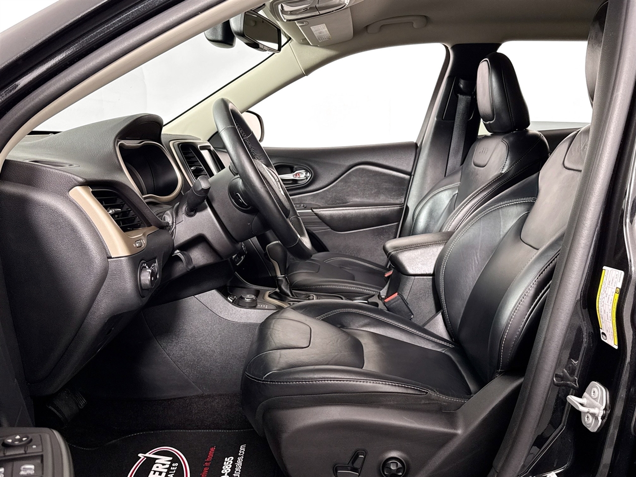 Jeep Cherokee 4WD 4dr Limited 2016