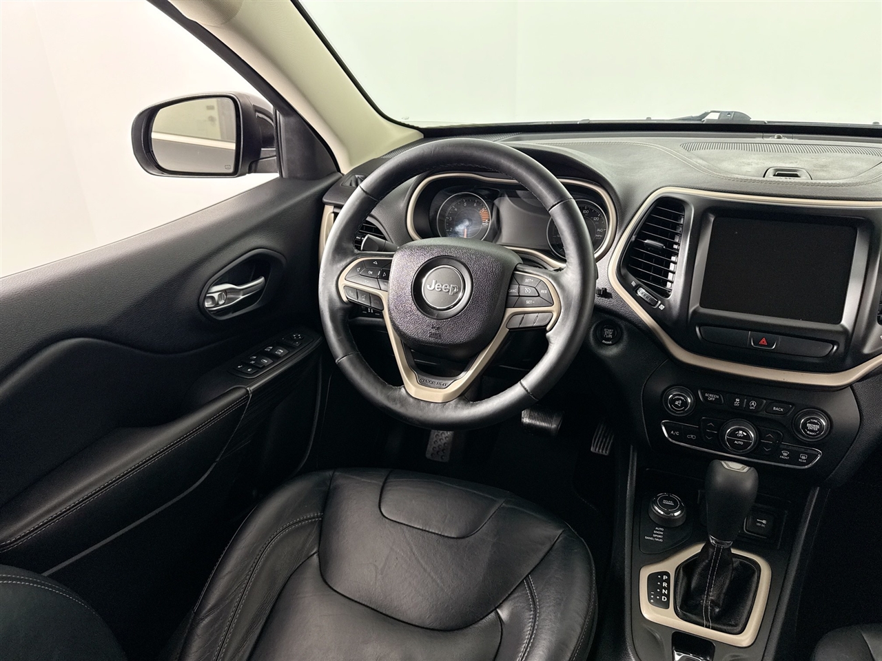 Jeep Cherokee 4WD 4dr Limited 2016