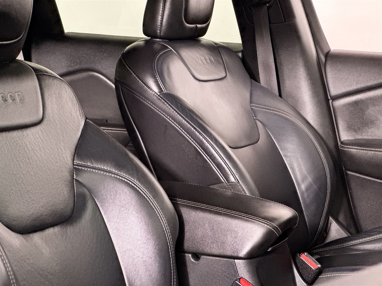 Jeep Cherokee 4WD 4dr Limited 2016