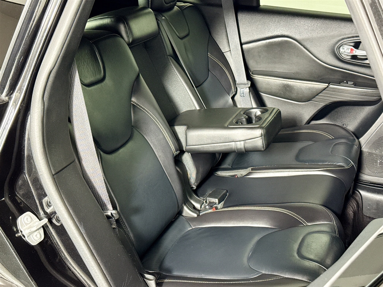 Jeep Cherokee 4WD 4dr Limited 2016