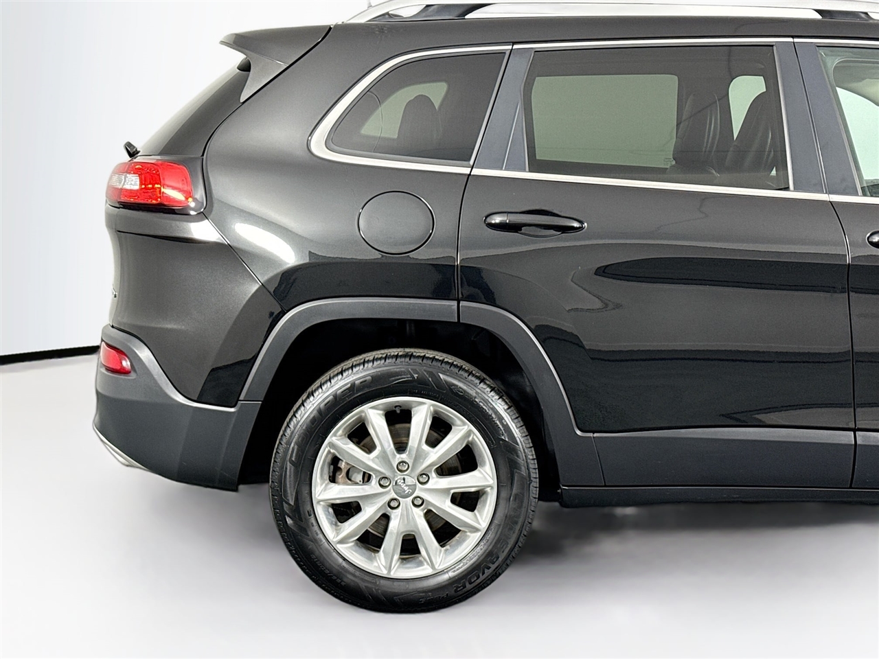 Jeep Cherokee 4WD 4dr Limited 2016