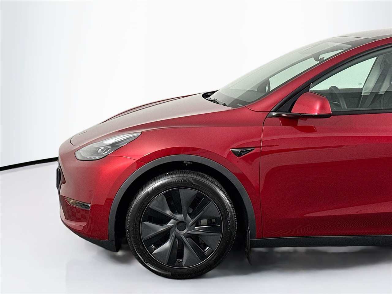 Tesla Model Y Long Range AWD *Ltd Avail* 2025