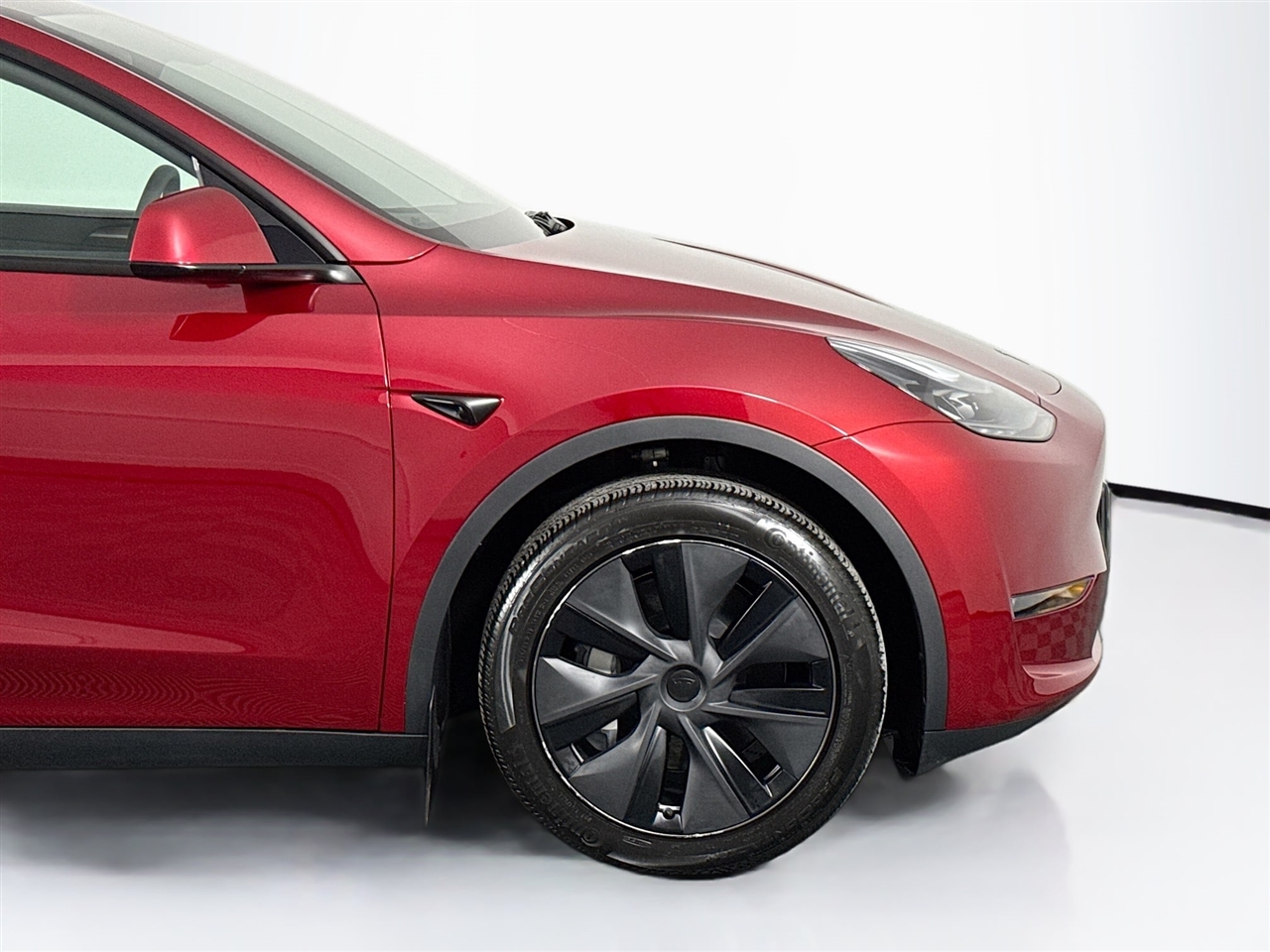 Tesla Model Y Long Range AWD *Ltd Avail* 2025