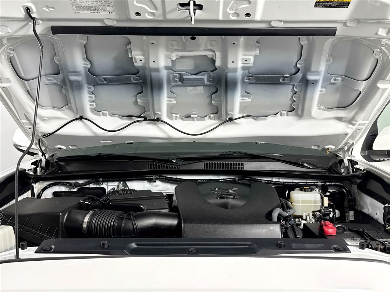 Toyota Tacoma TRD Off Road Double Cab 5' Bed V6 4x4 MT (Natl) 2018