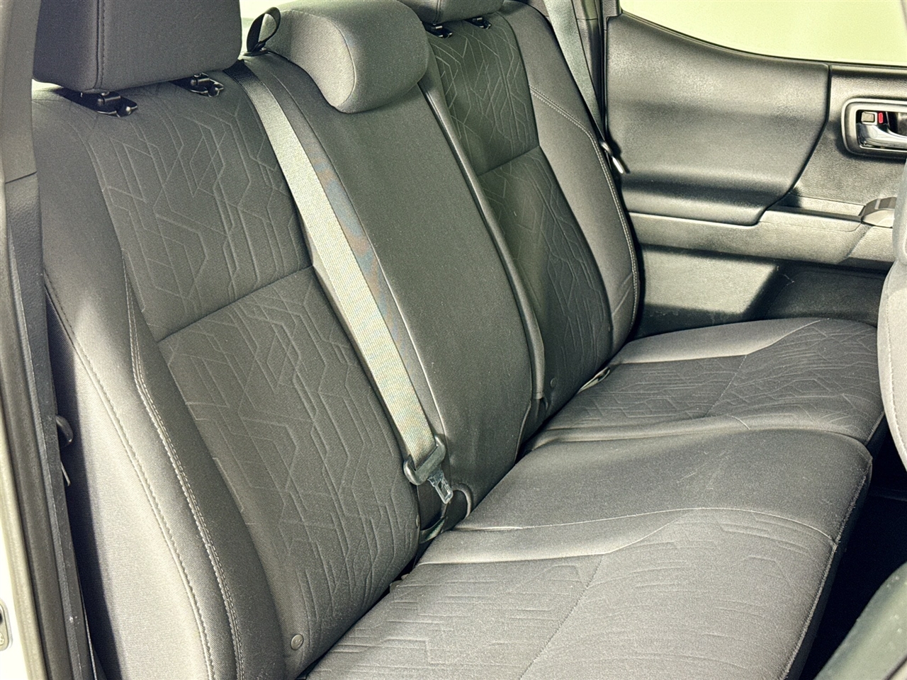 Toyota Tacoma TRD Off Road Double Cab 5' Bed V6 4x4 MT (Natl) 2018