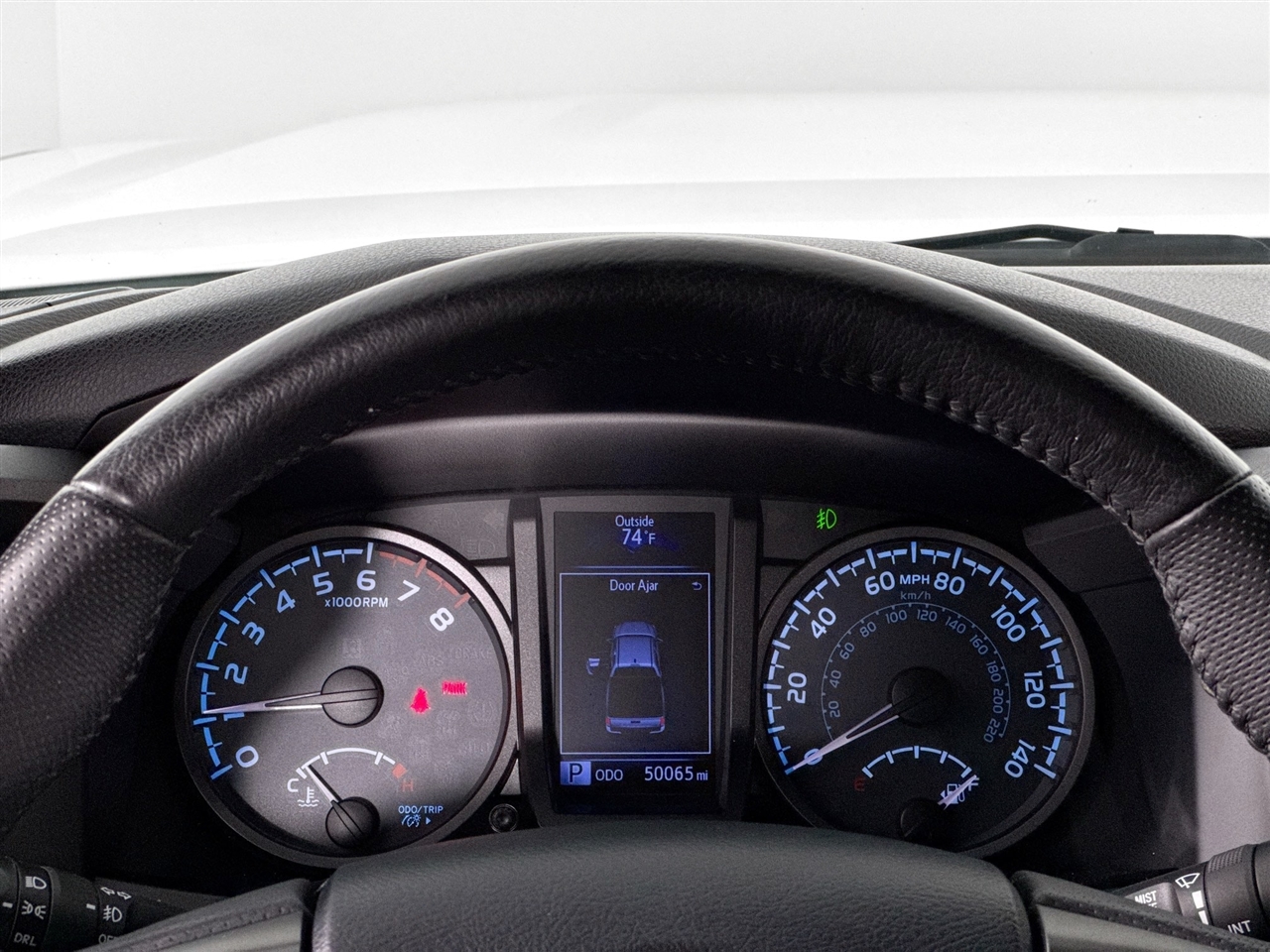 Toyota Tacoma TRD Off Road Double Cab 5' Bed V6 4x4 MT (Natl) 2018