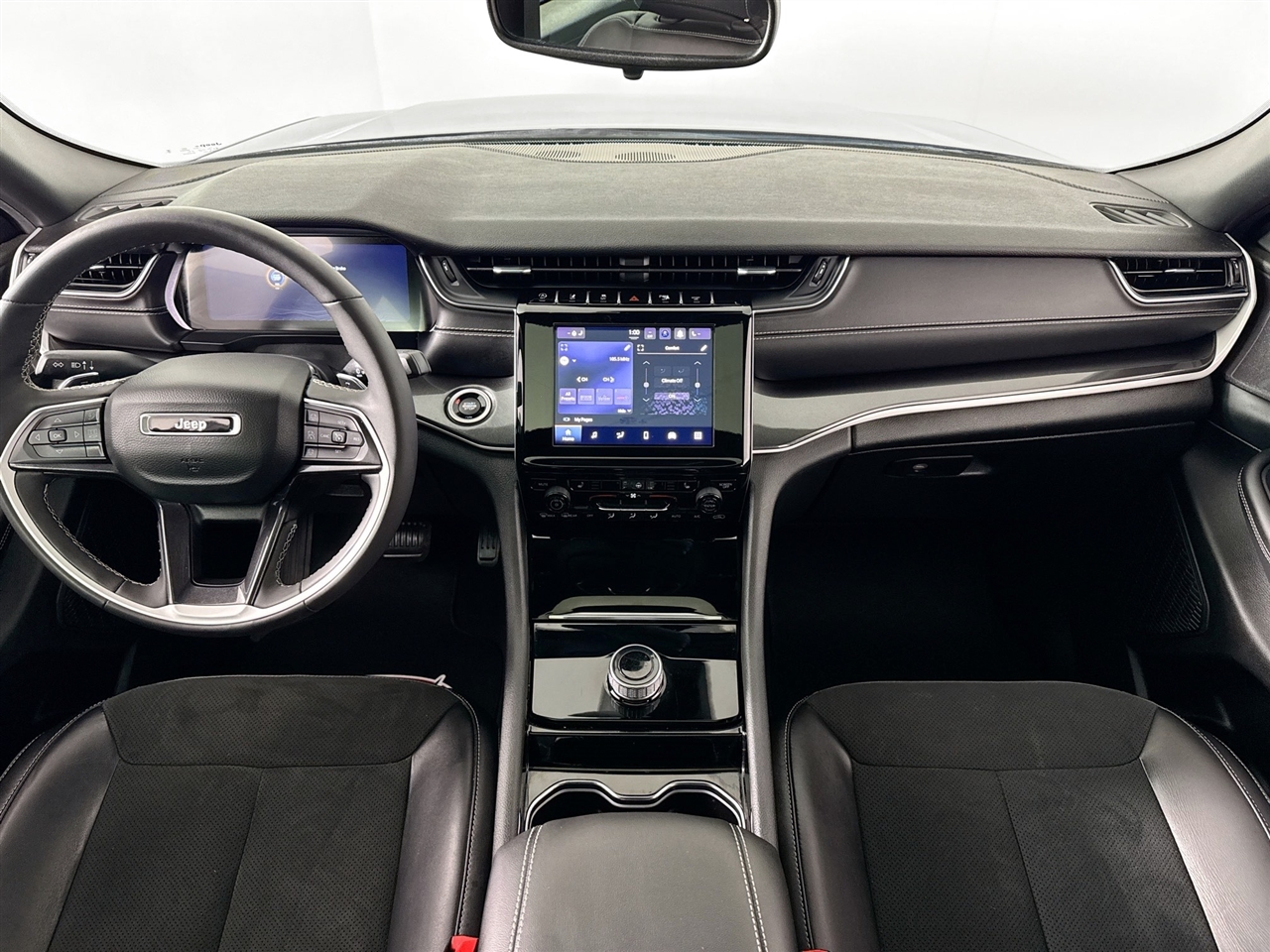 Jeep Grand Cherokee Altitude 4x4 2023