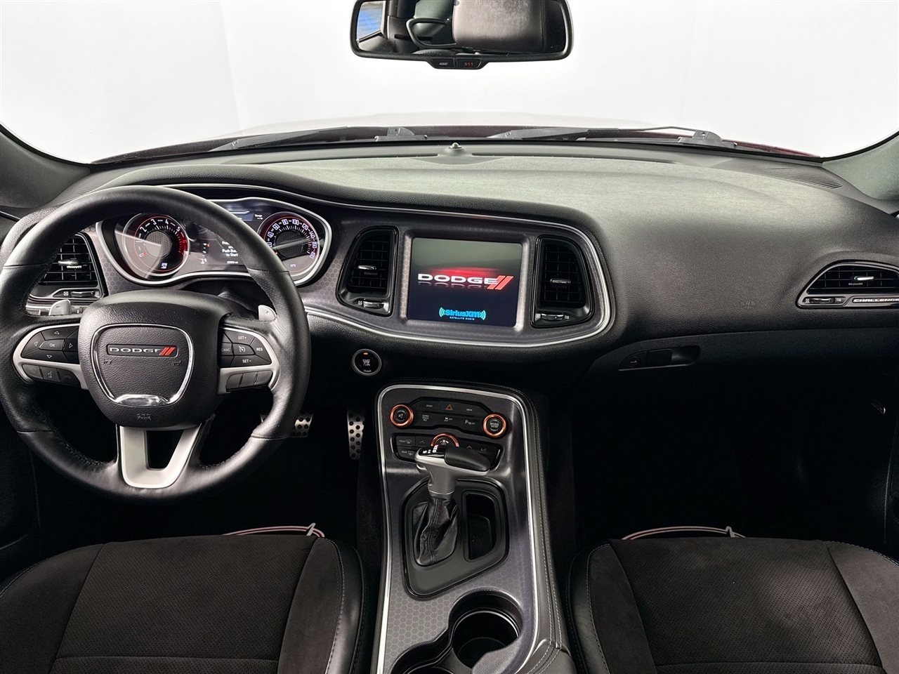 Dodge Challenger 2dr Cpe R/T Scat Pack 2016