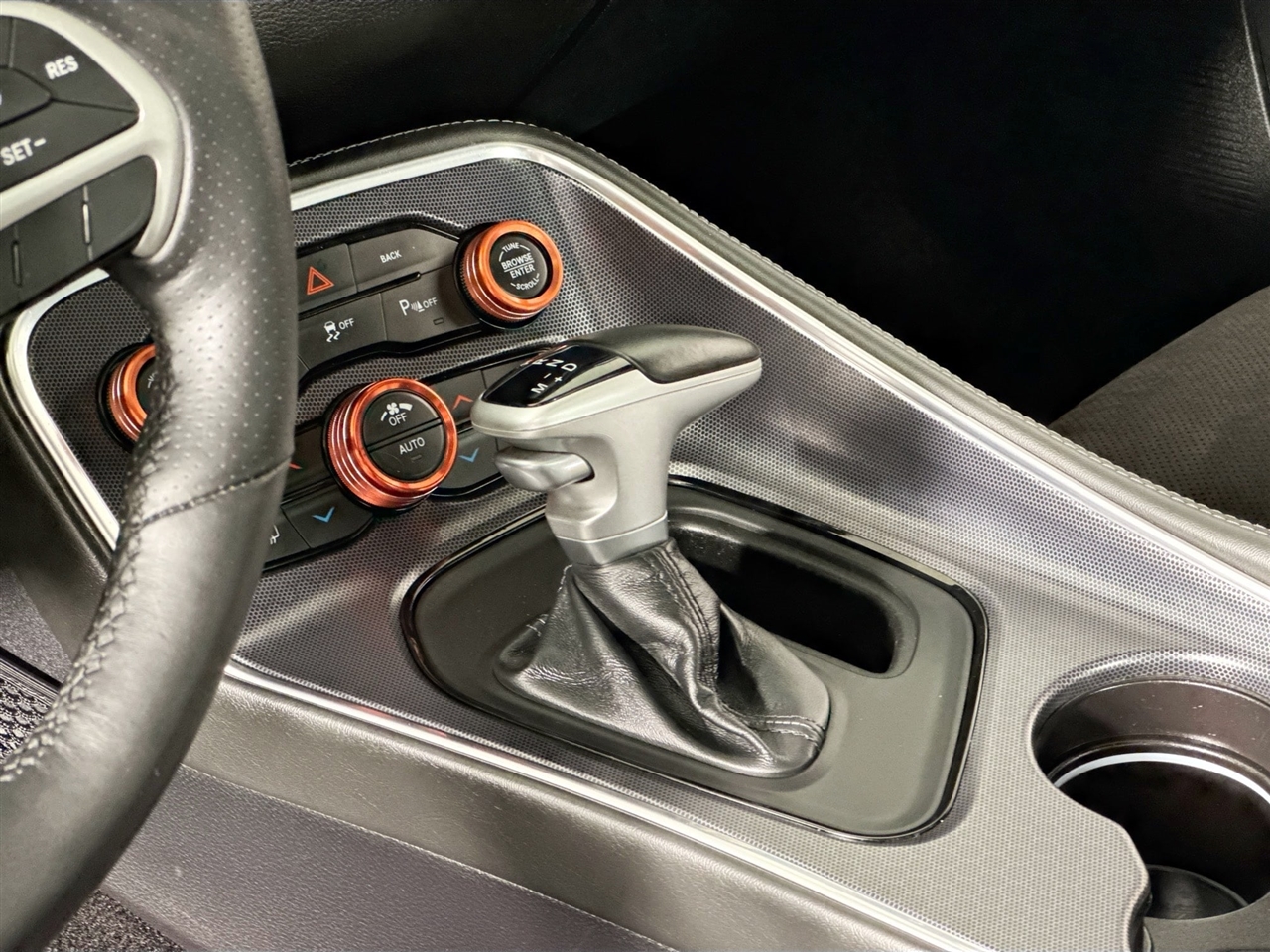 Dodge Challenger 2dr Cpe R/T Scat Pack 2016