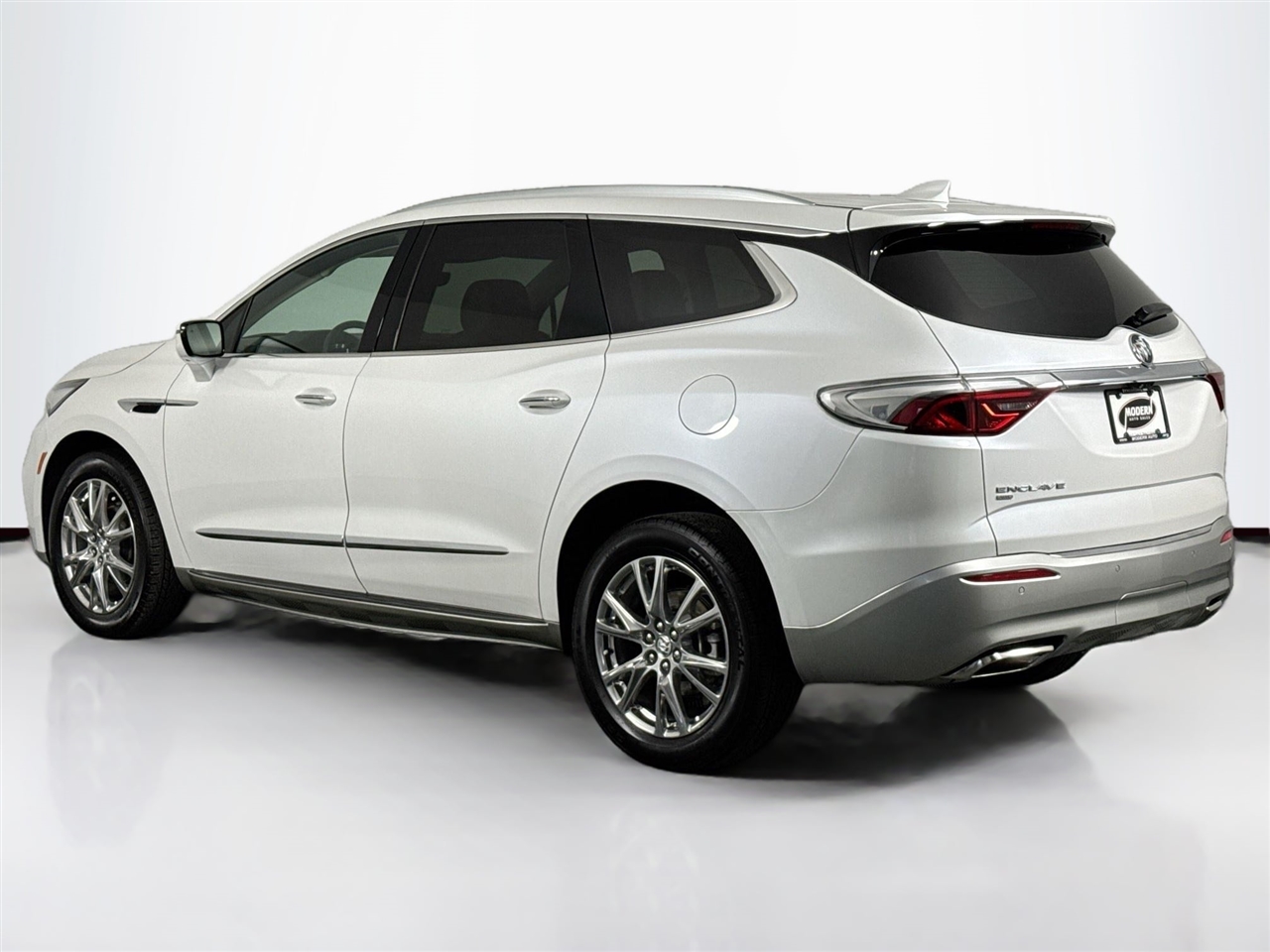 Buick Enclave AWD 4dr Essence 2023