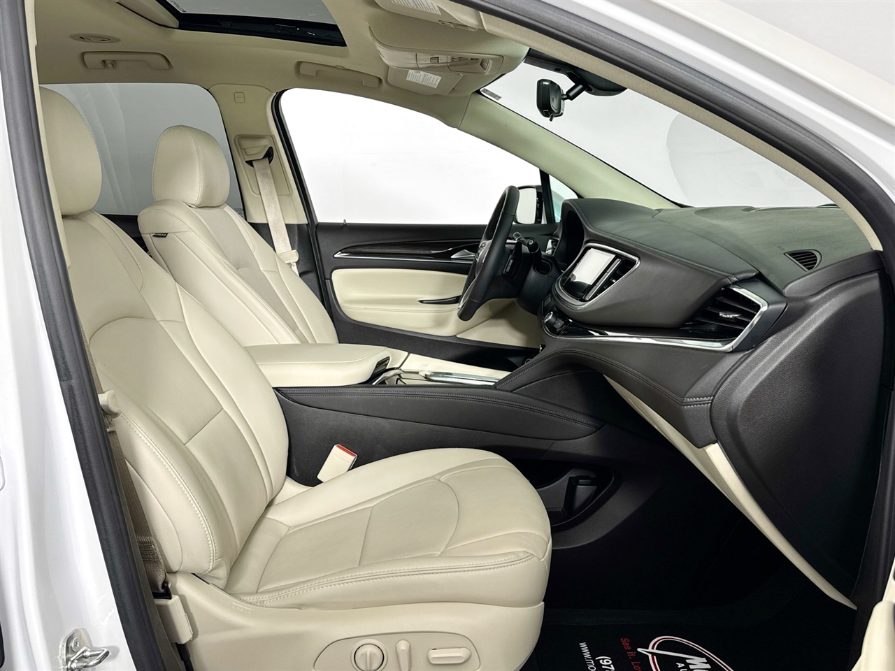 Buick Enclave AWD 4dr Essence 2023