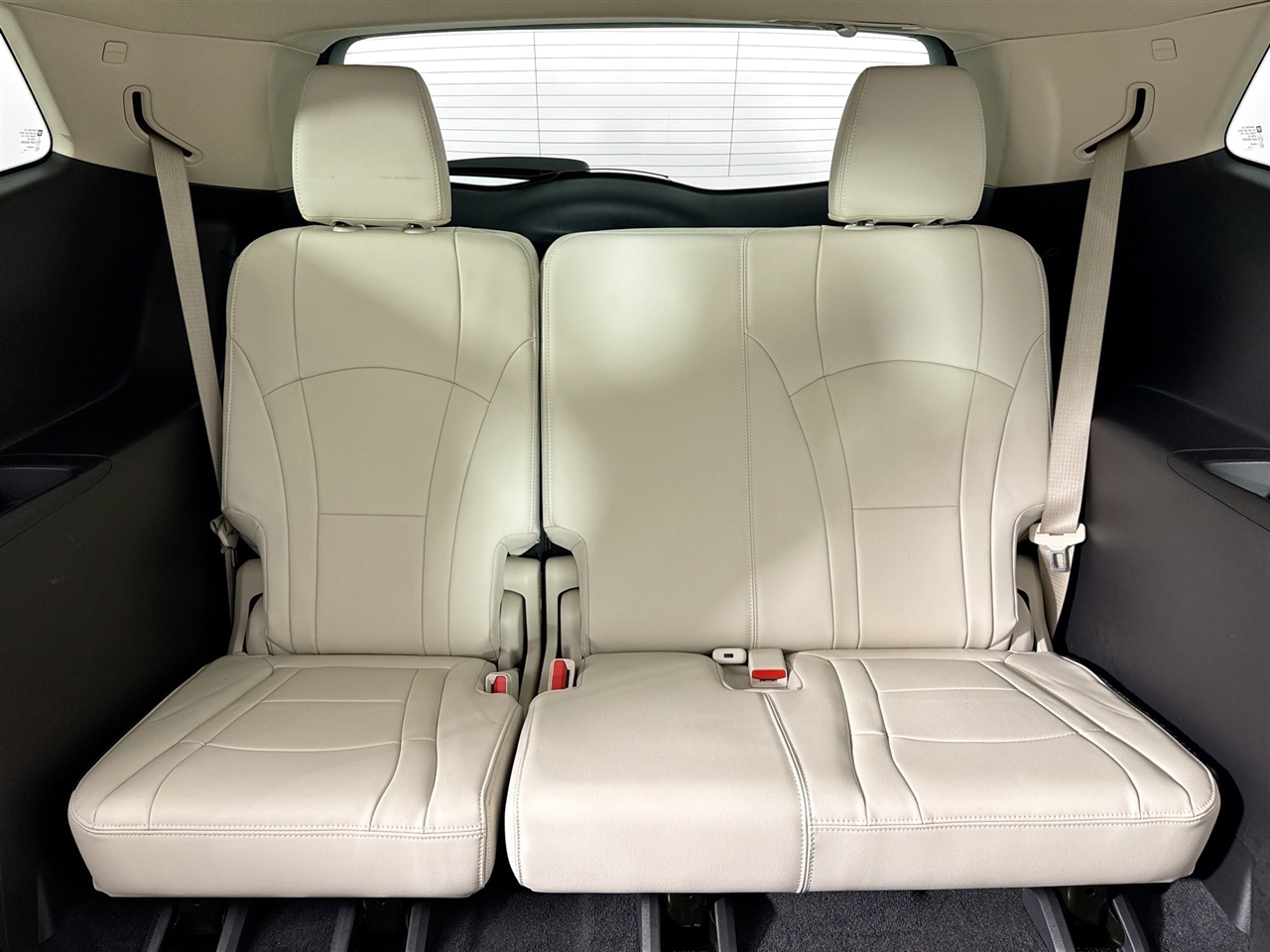 Buick Enclave AWD 4dr Essence 2023