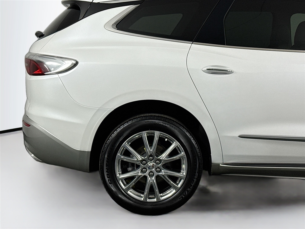 Buick Enclave AWD 4dr Essence 2023