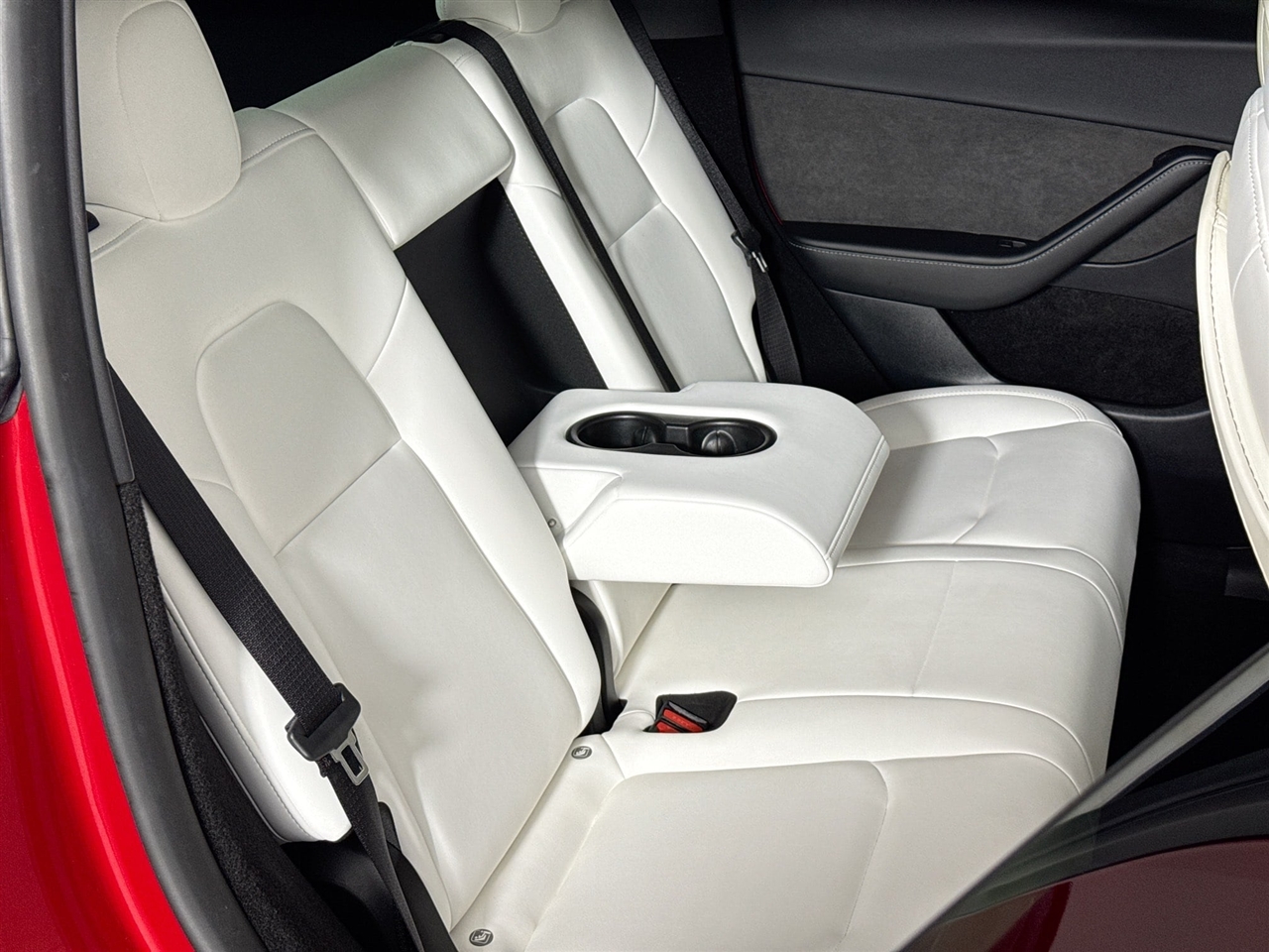 Tesla Model Y Long Range AWD 2023