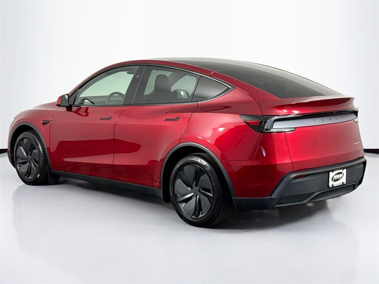 Tesla Model Y Long Range Launch Series AWD *Ltd Avail* 2026