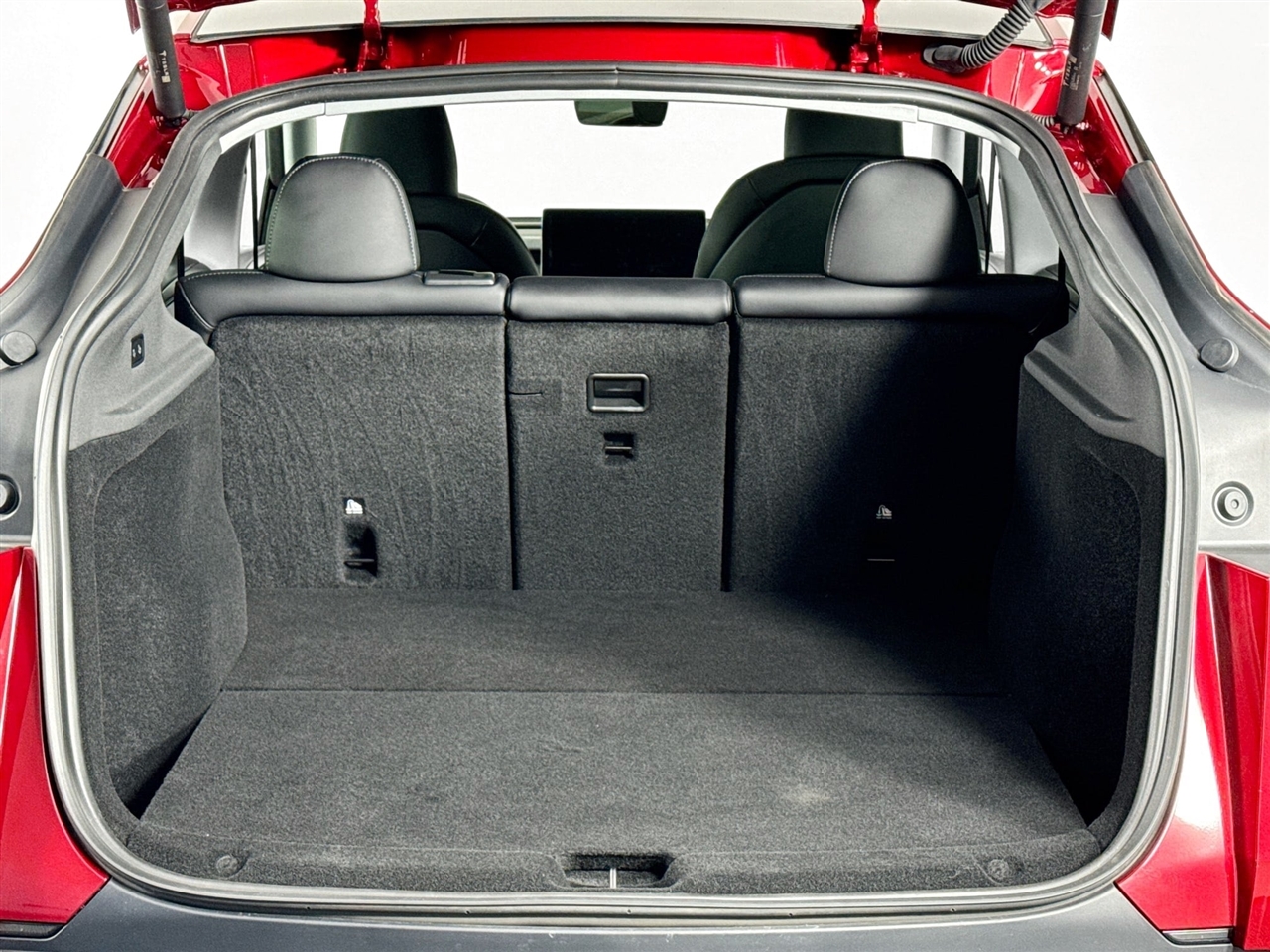 Tesla Model Y Long Range Launch Series AWD *Ltd Avail* 2026