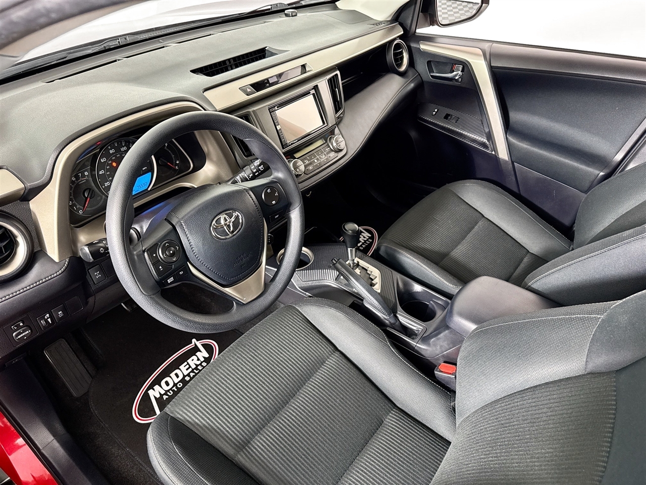 Toyota RAV4 AWD 4dr XLE (Natl) 2014