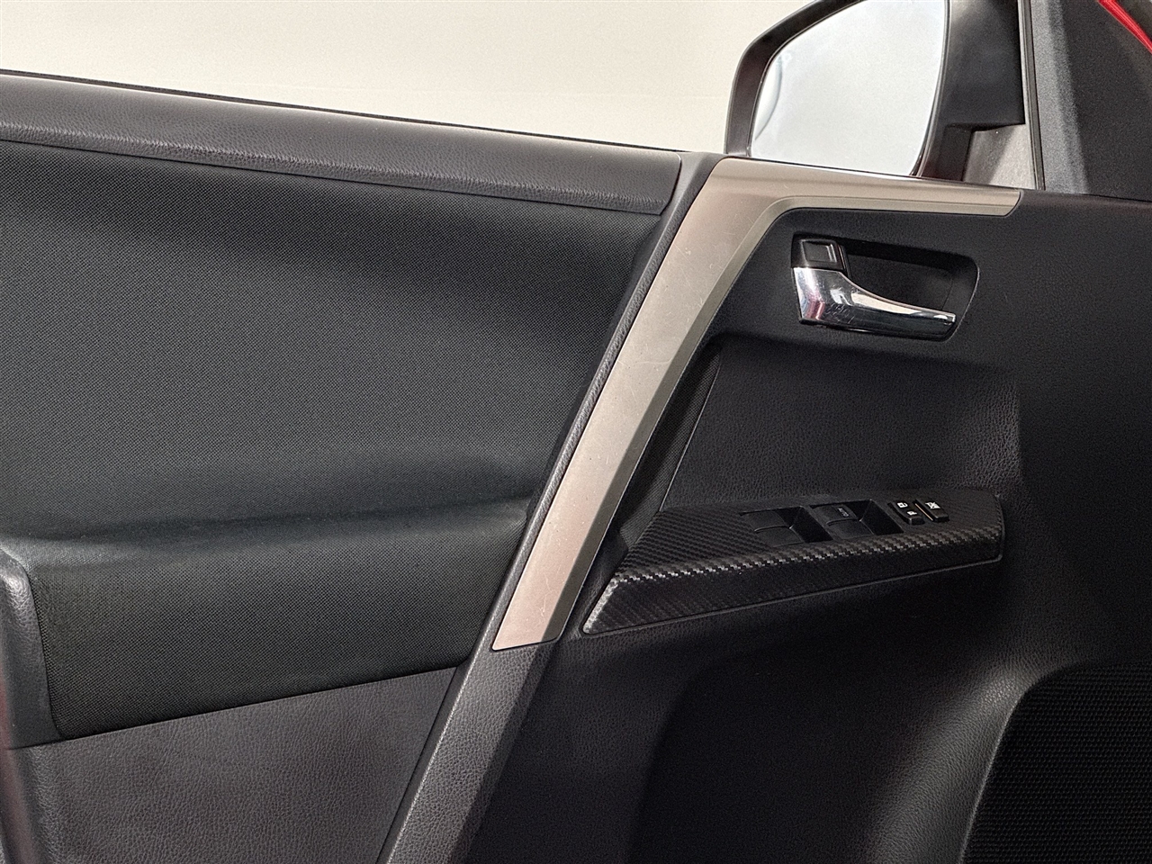 Toyota RAV4 AWD 4dr XLE (Natl) 2014