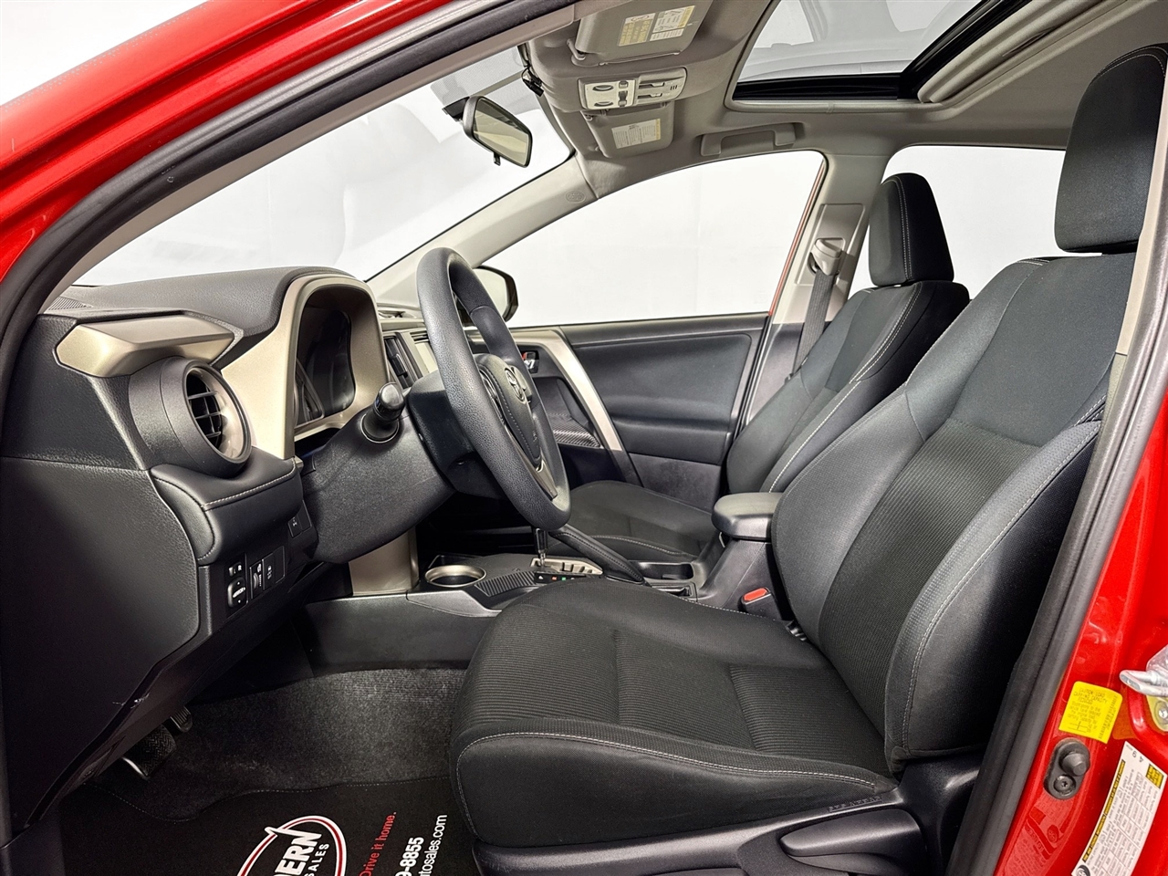 Toyota RAV4 AWD 4dr XLE (Natl) 2014