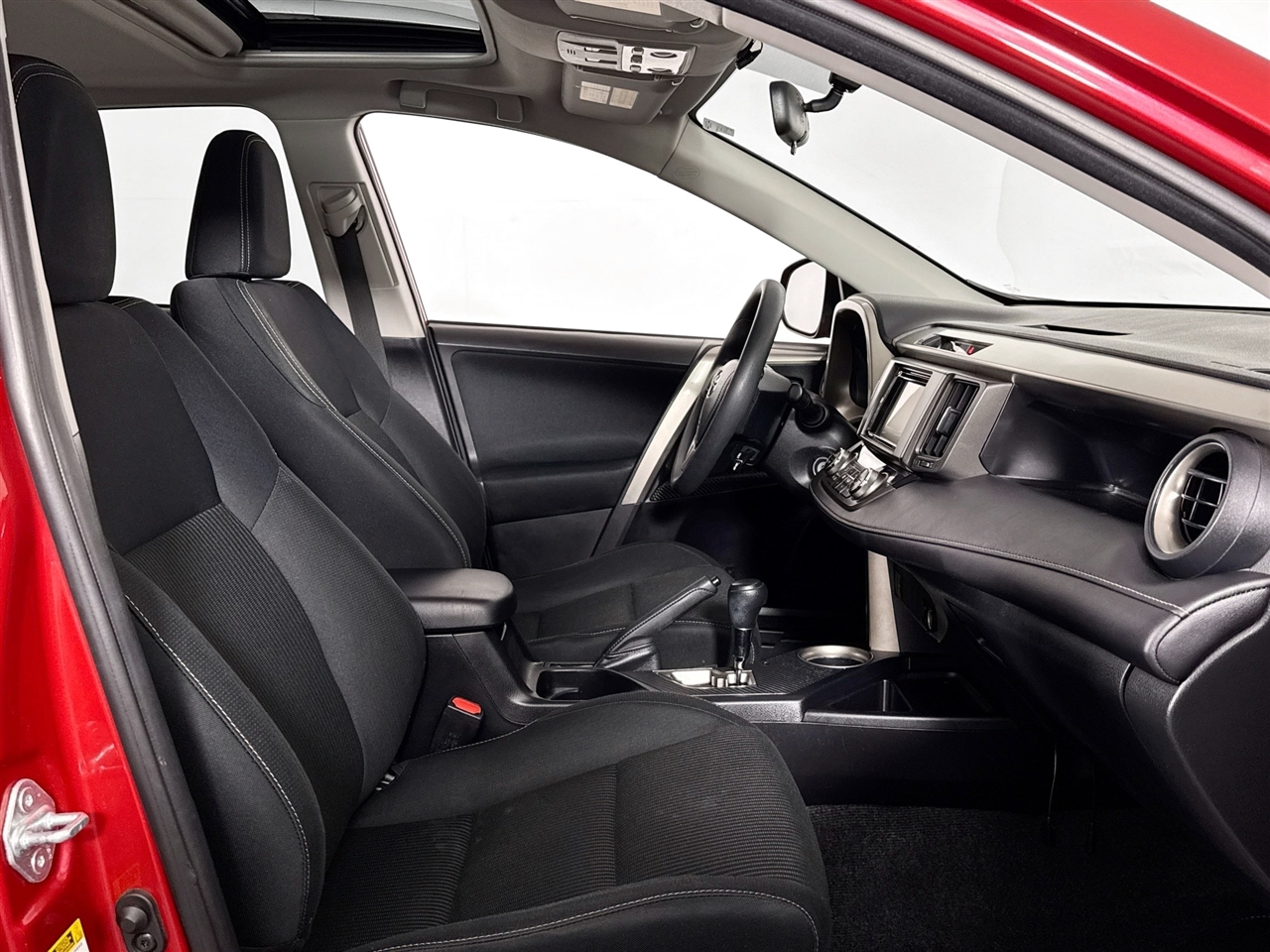 Toyota RAV4 AWD 4dr XLE (Natl) 2014