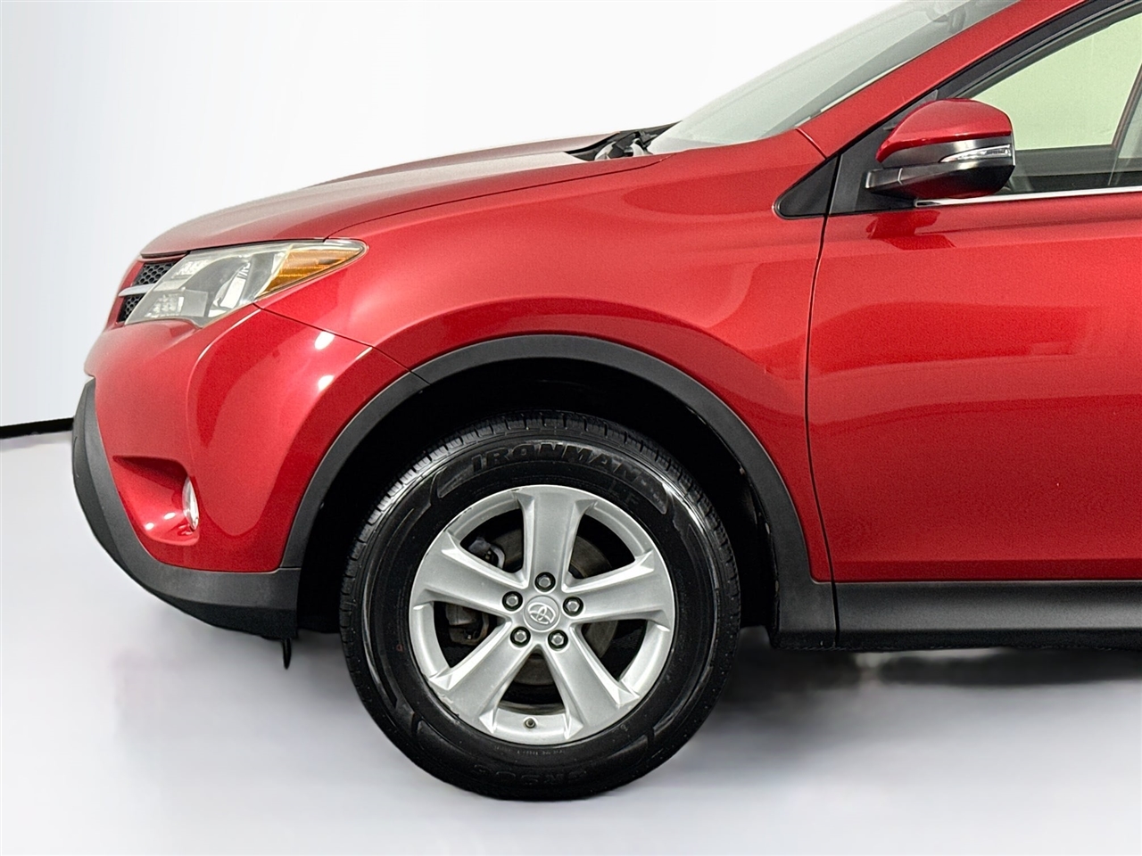 Toyota RAV4 AWD 4dr XLE (Natl) 2014