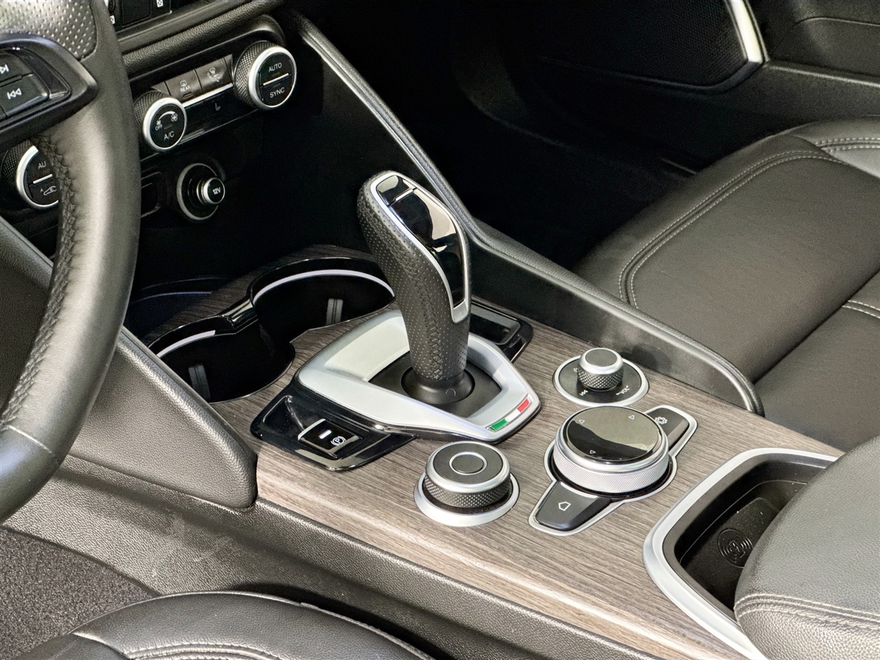 Alfa Romeo Giulia Ti AWD 2022