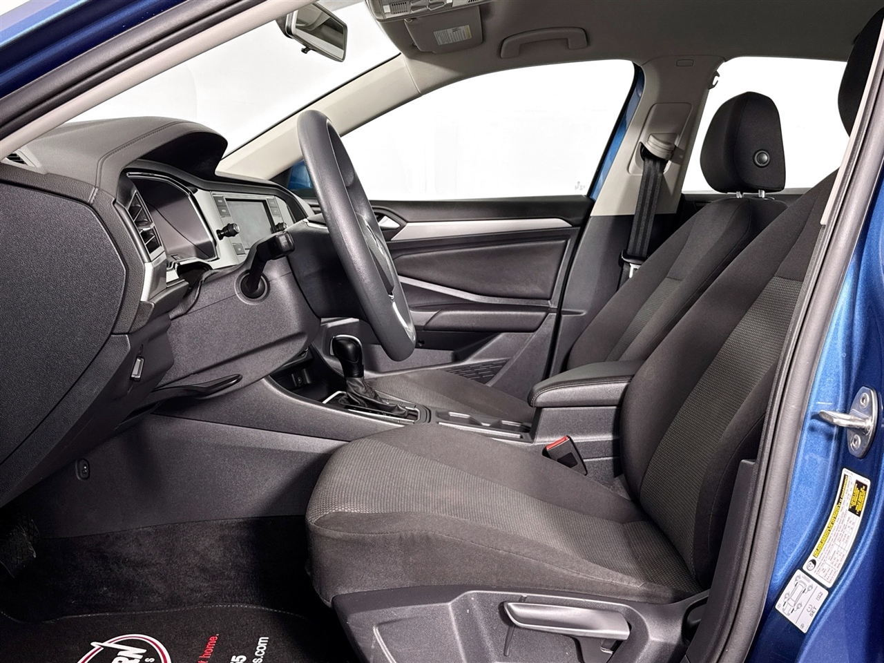 Volkswagen Jetta R-Line Auto w/SULEV 2019