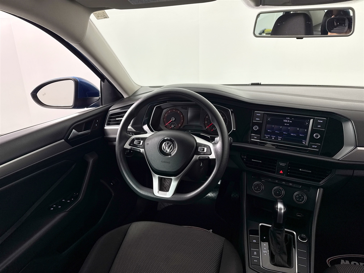 Volkswagen Jetta R-Line Auto w/SULEV 2019