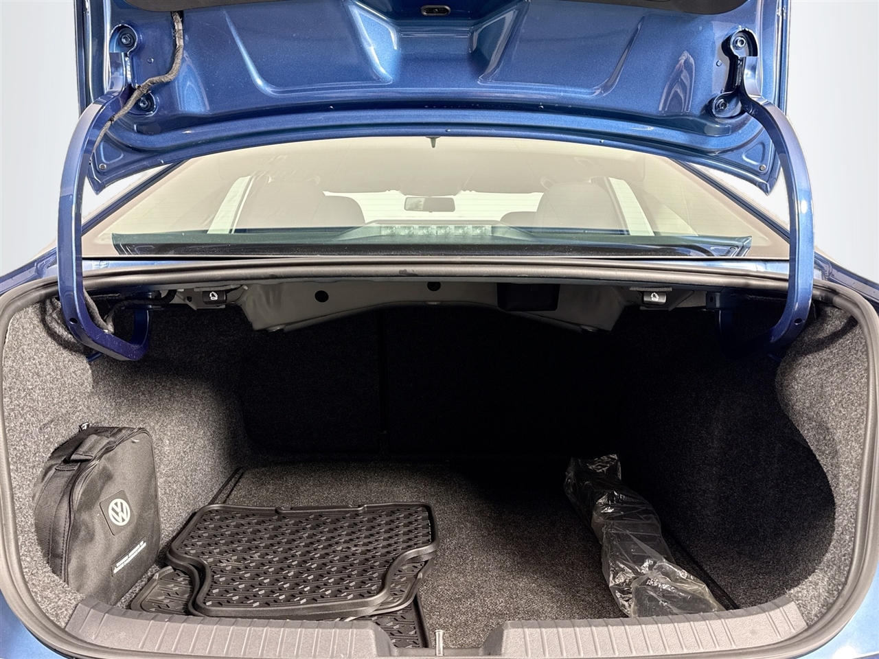 Volkswagen Jetta R-Line Auto w/SULEV 2019