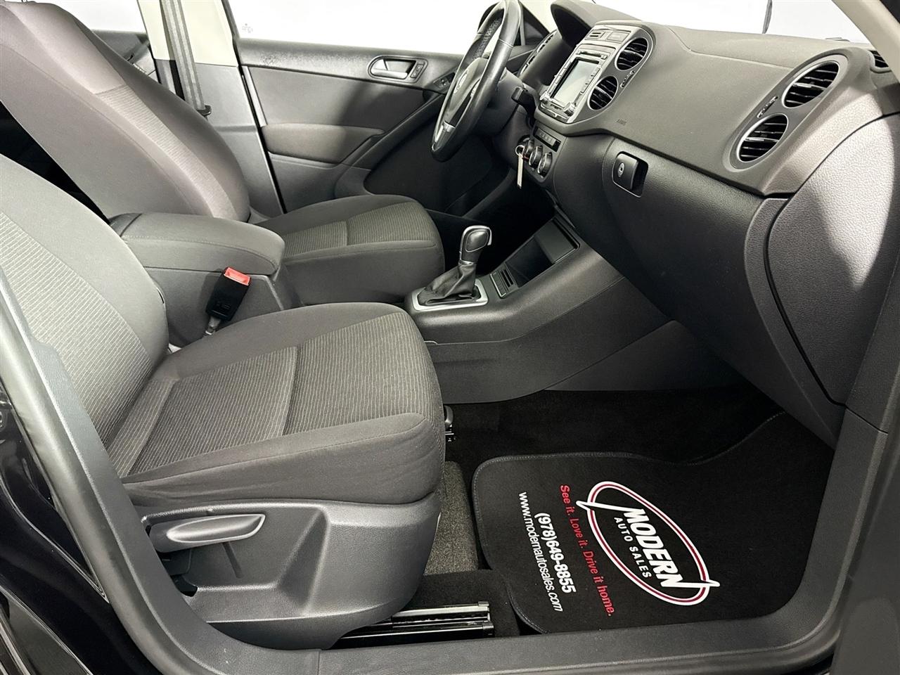 Volkswagen Tiguan 4MOTION 4dr Auto R-Line 2015