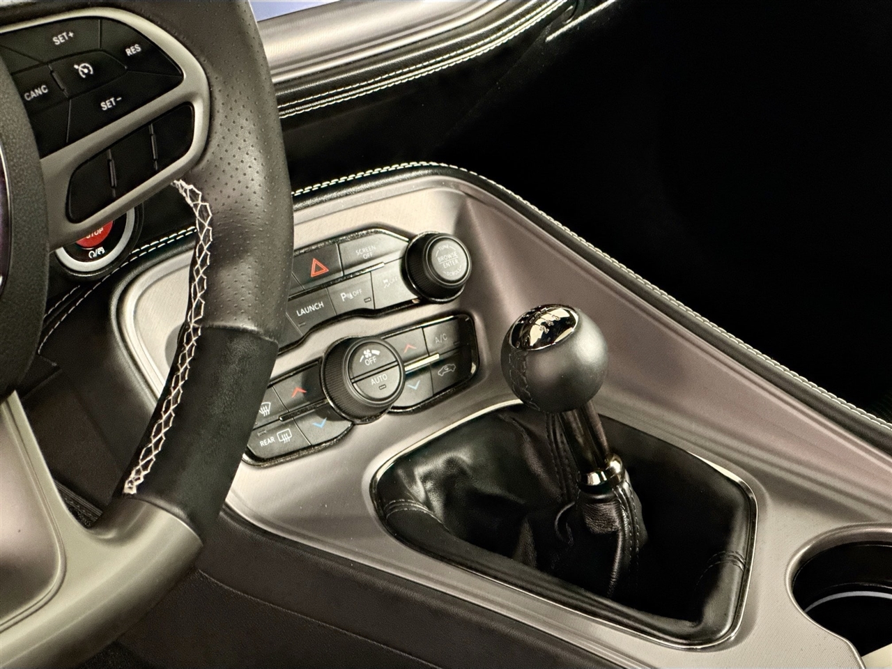 Dodge Challenger SRT Hellcat Jailbreak RWD 2023