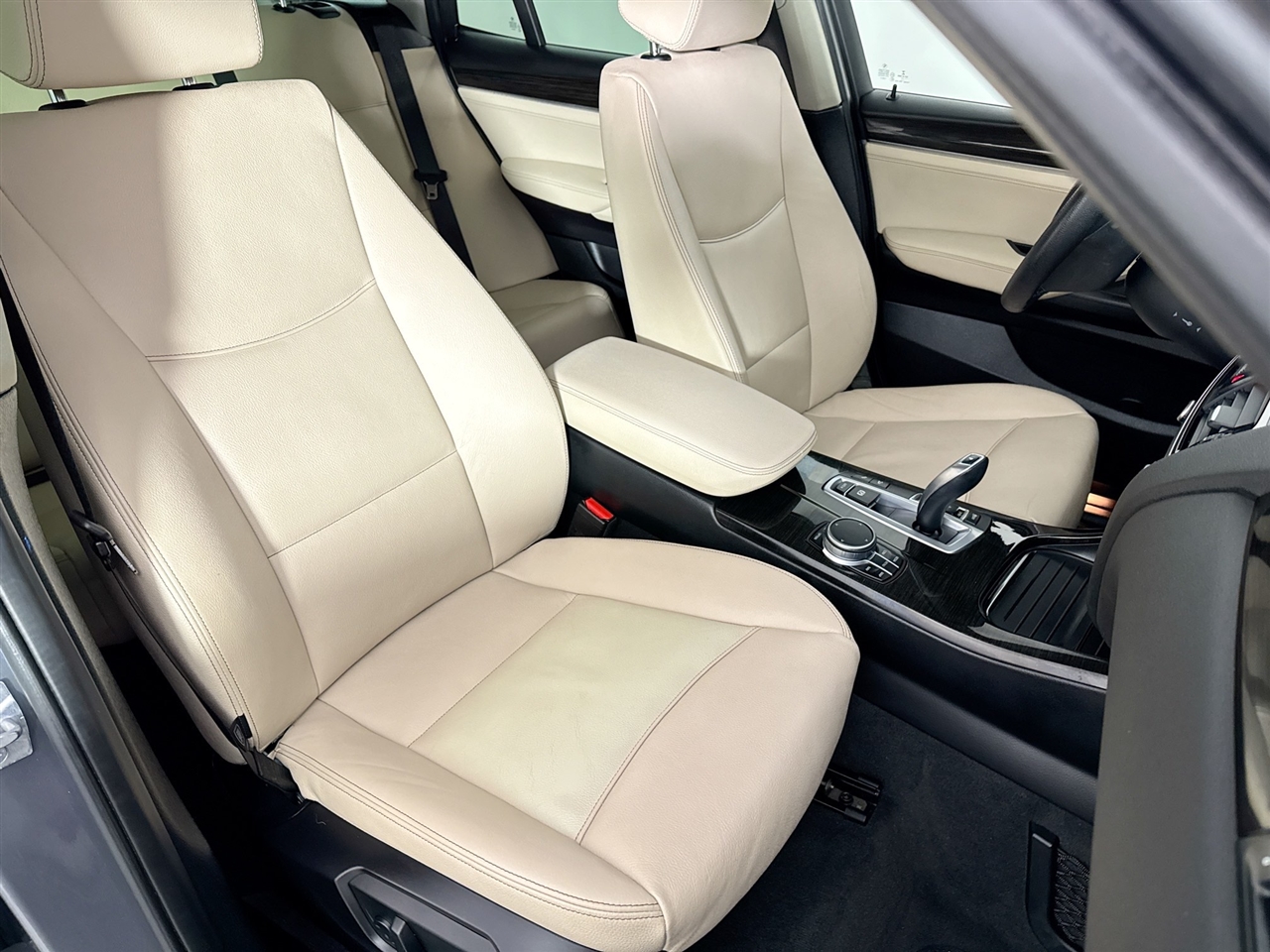 BMW X3 xDrive28i Sports Activity Vehicle 2017