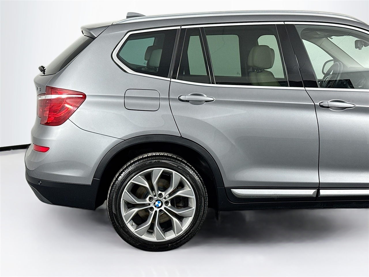 BMW X3 xDrive28i Sports Activity Vehicle 2017