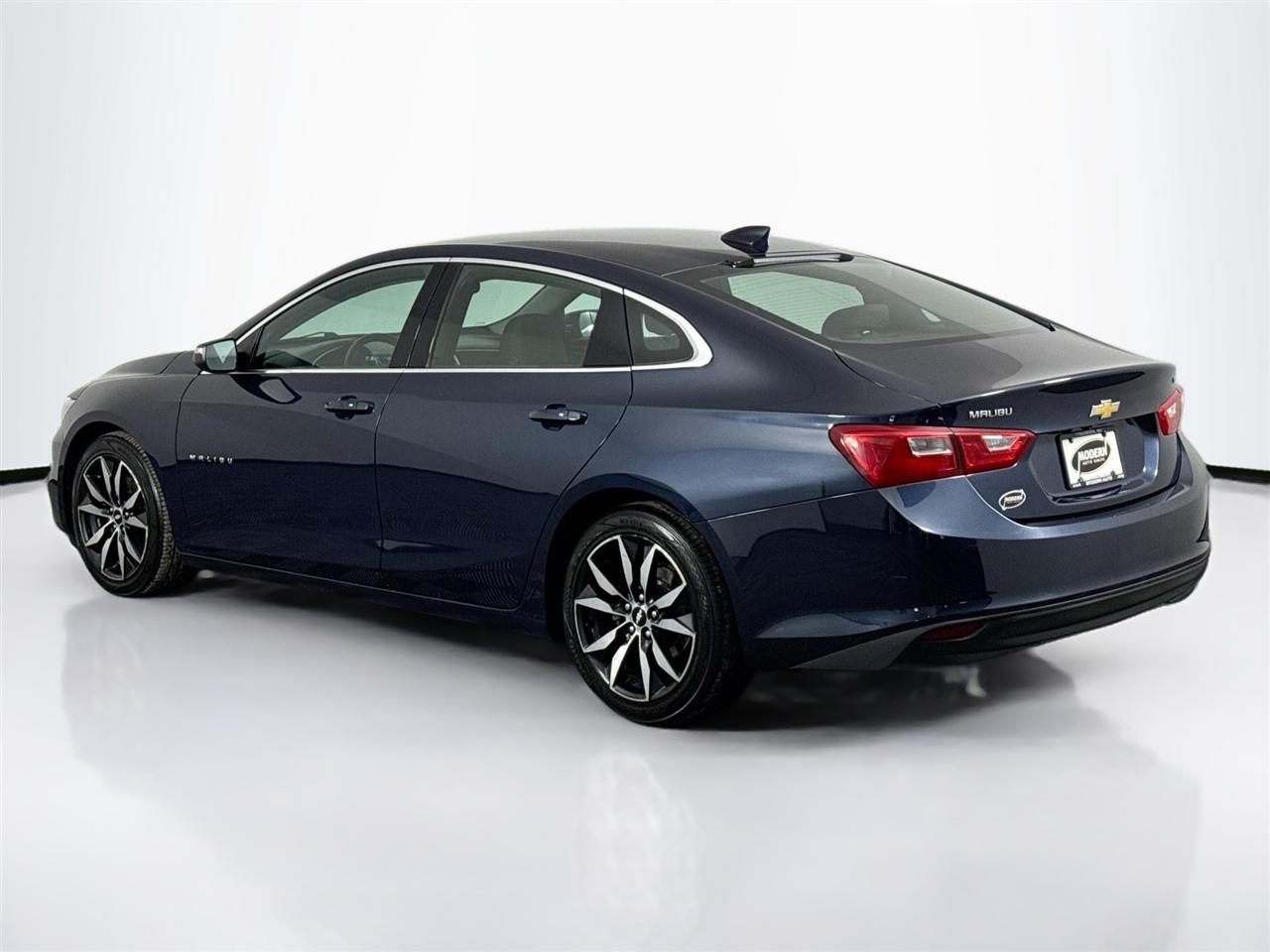 Chevrolet Malibu 4dr Sdn LT w/1LT 2017