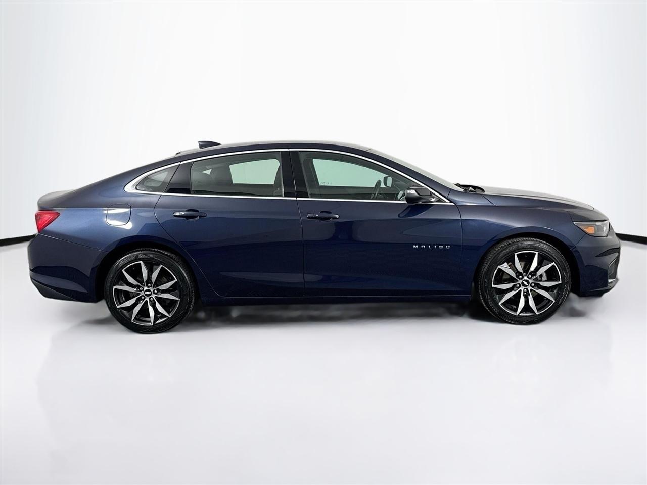 Chevrolet Malibu 4dr Sdn LT w/1LT 2017