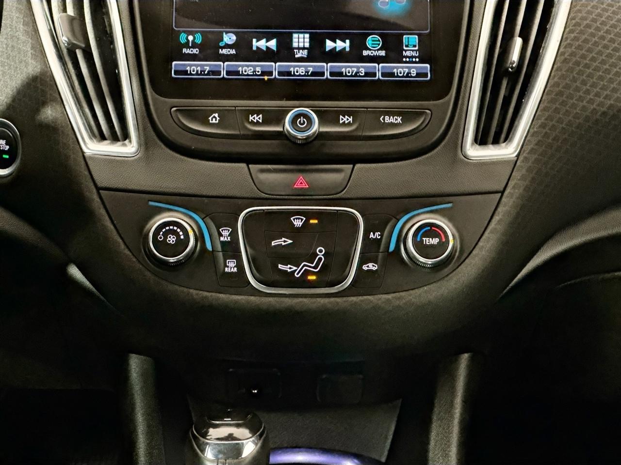 Chevrolet Malibu 4dr Sdn LT w/1LT 2017