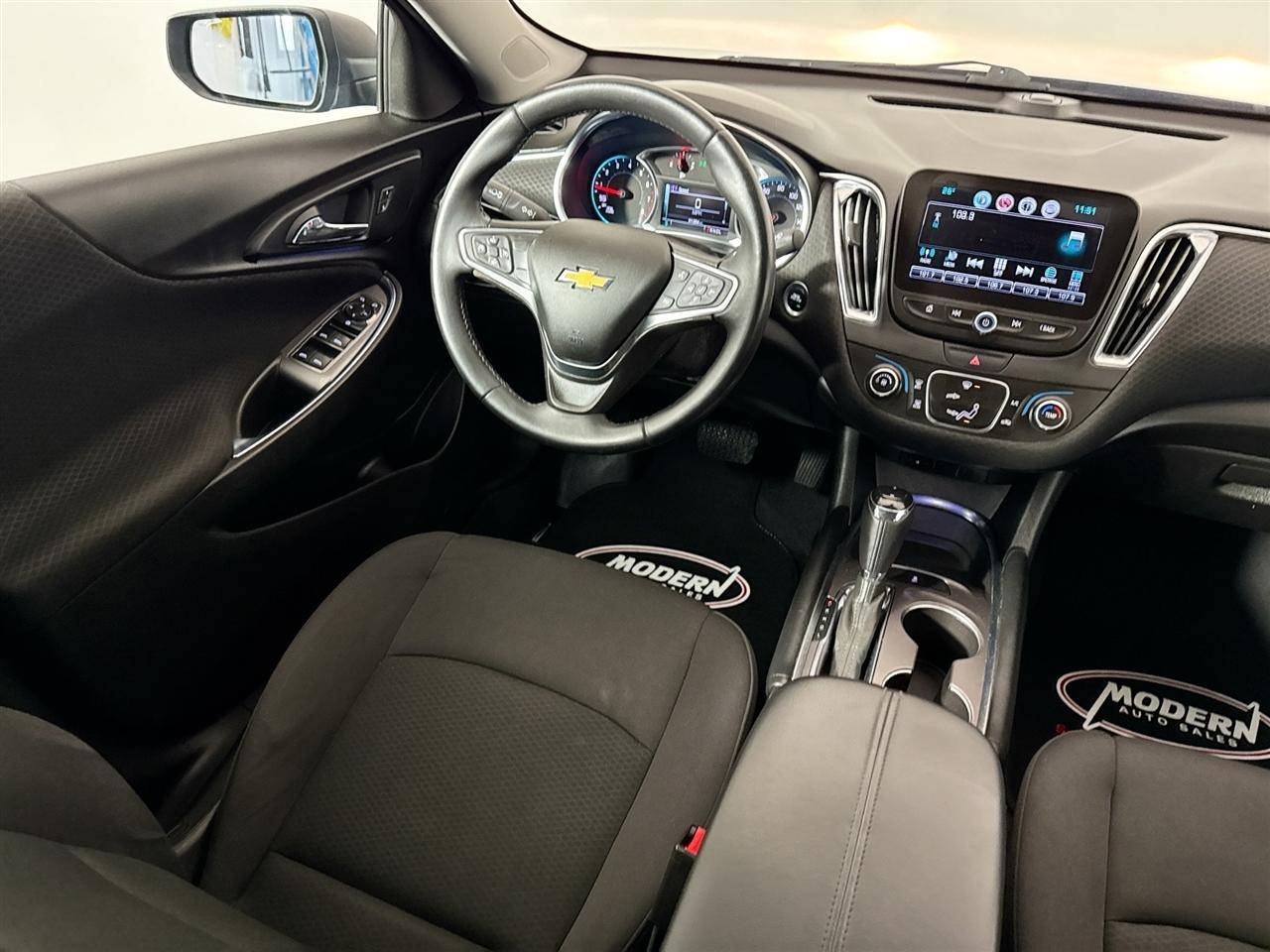 Chevrolet Malibu 4dr Sdn LT w/1LT 2017