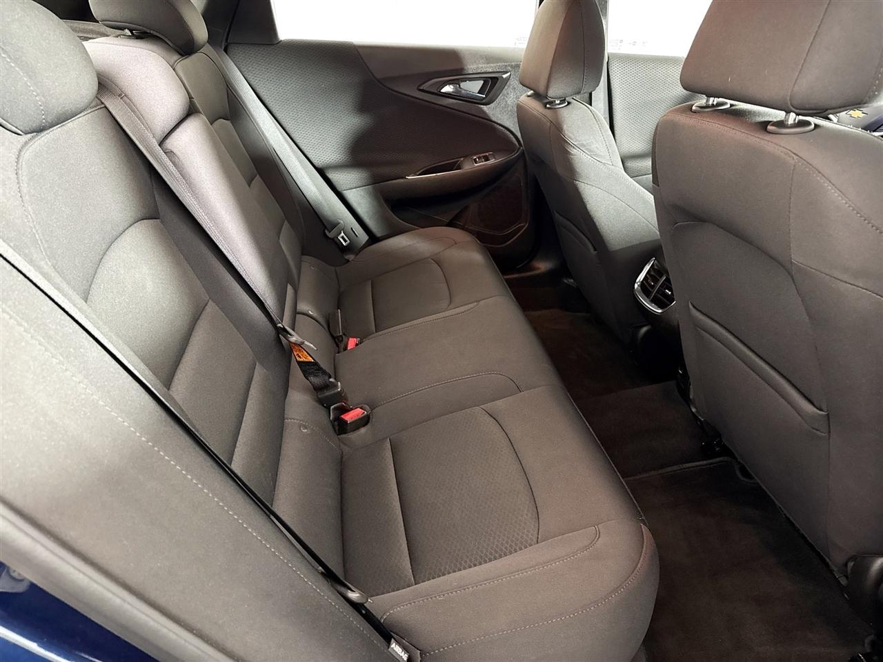 Chevrolet Malibu 4dr Sdn LT w/1LT 2017