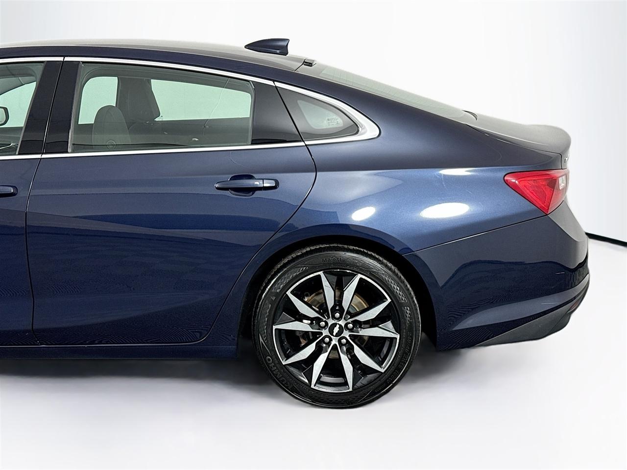 Chevrolet Malibu 4dr Sdn LT w/1LT 2017