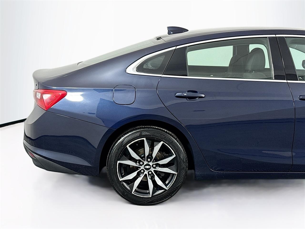 Chevrolet Malibu 4dr Sdn LT w/1LT 2017